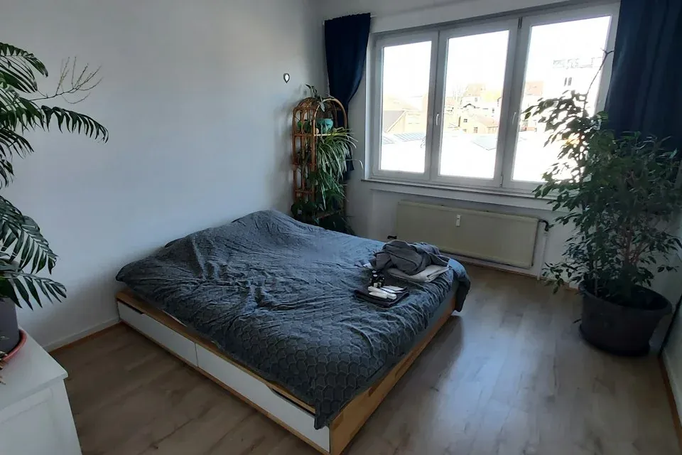 Apartamento luminoso con balcón