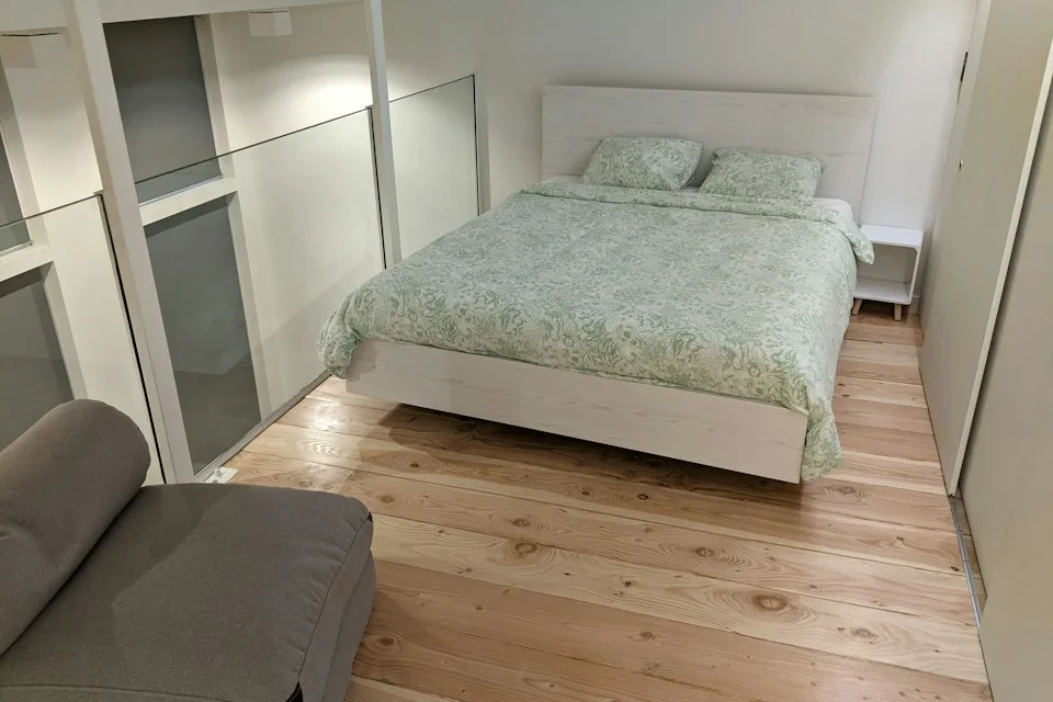 Bonito estudio histórico en el corazón de Bruselas