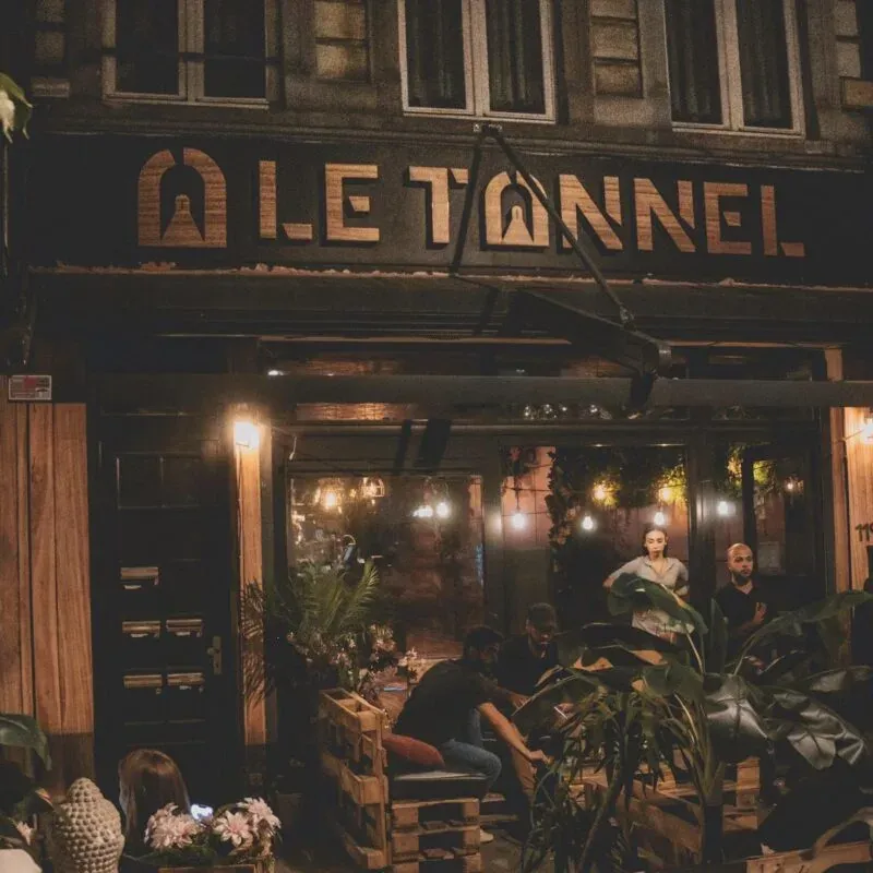 Le Tunnel