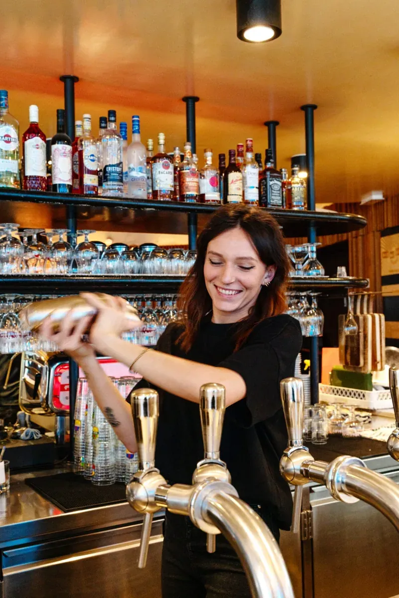 Le service au Bar du Matin