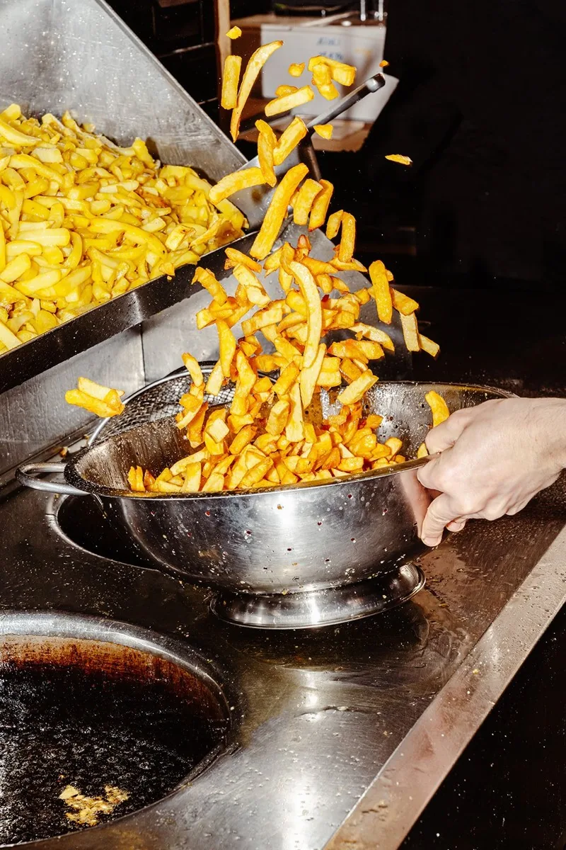 Bei Patatak zubereitete Pommes