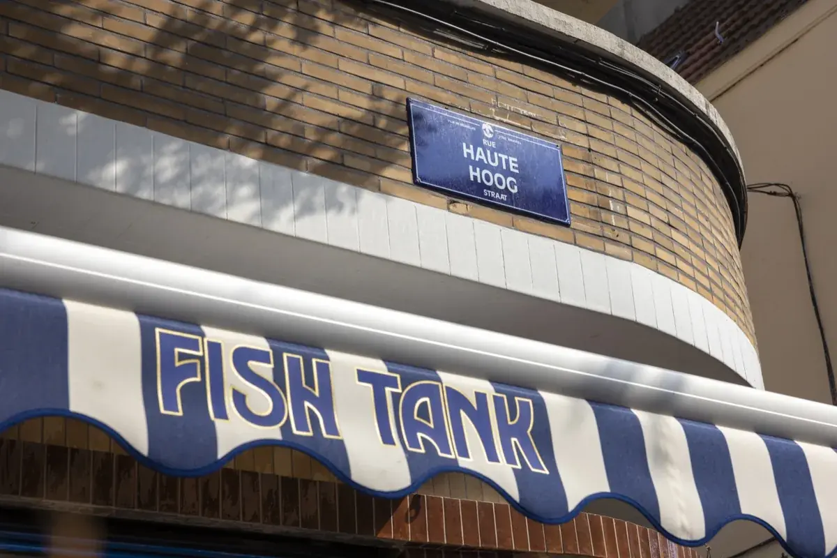 The façade of Fish Tank on Rue Haute in Brussels